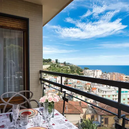 Iridea - Stunning Sea View Terraces In Lejlighed Sanremo