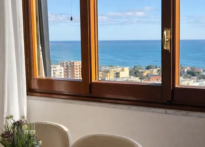 Iridea - Beautiful Sea View San Remo